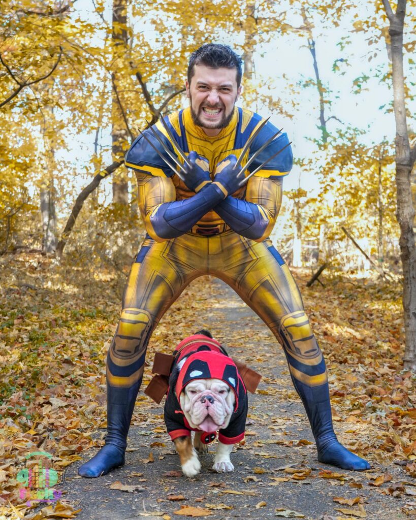 deadpool and wolverine costumes
halloween photoshoot