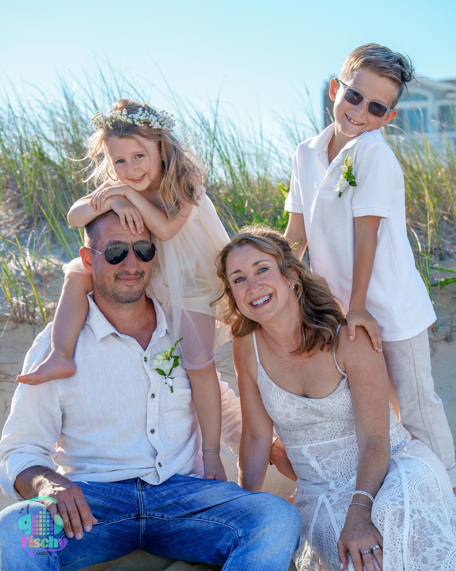 family on beach
beach wedding photos
vow renewal ceremony
new jersey beach photos
golden hour
event photography
