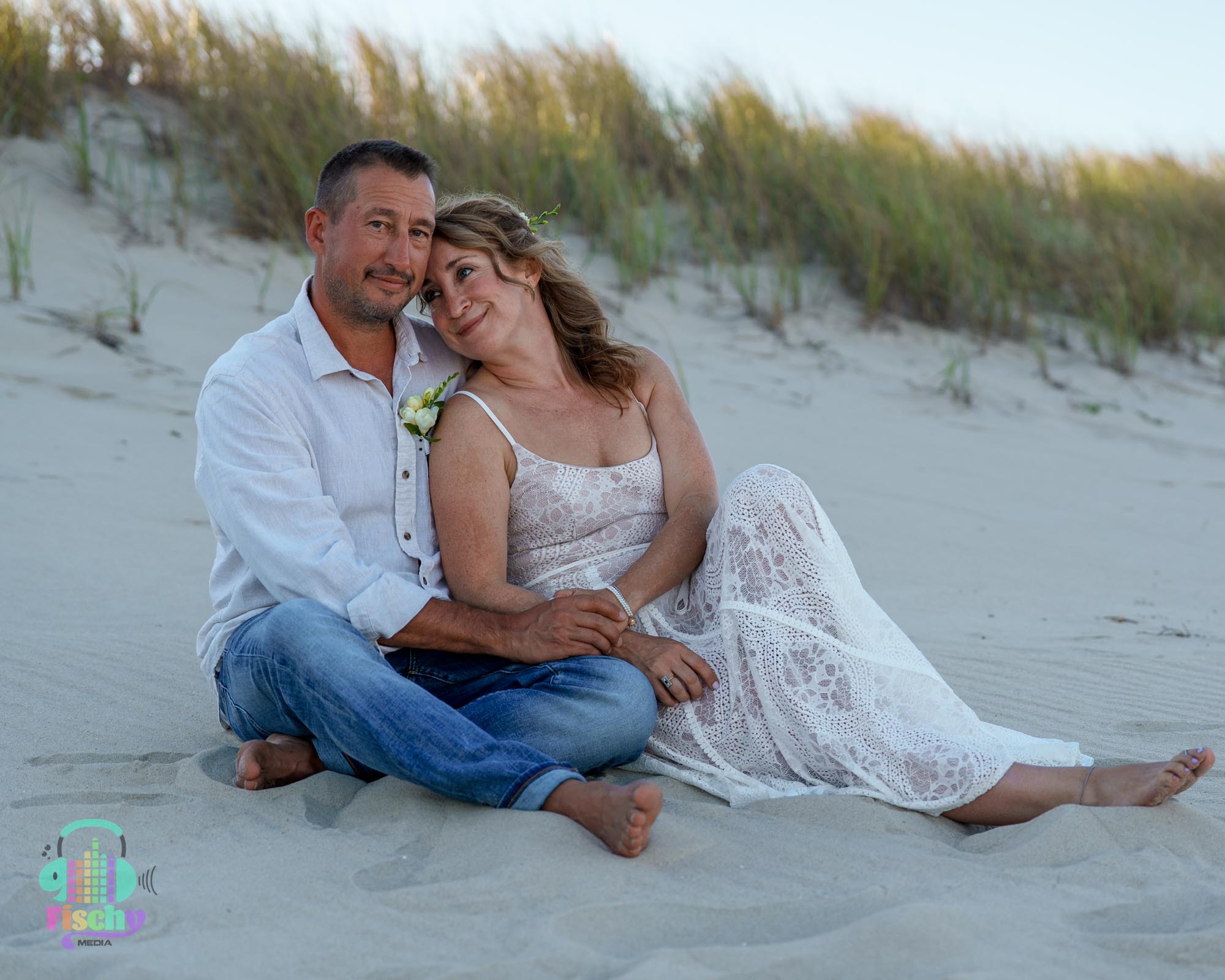 couple on beach
beach wedding photos
vow renewal ceremony
new jersey beach photos
golden hour
event photography