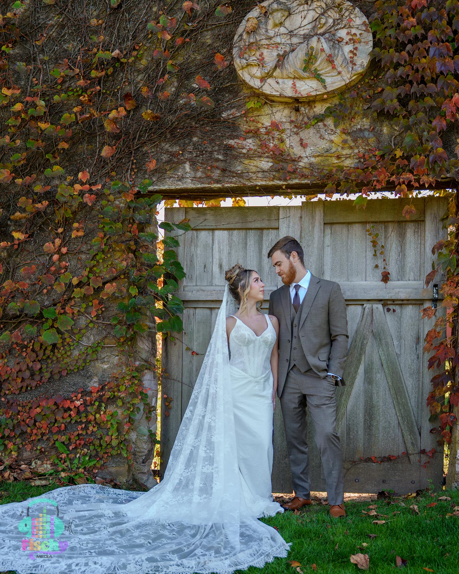 bride and groom smiling
wedding dress groom suit
Wedding photographer
Wedding photoshoot